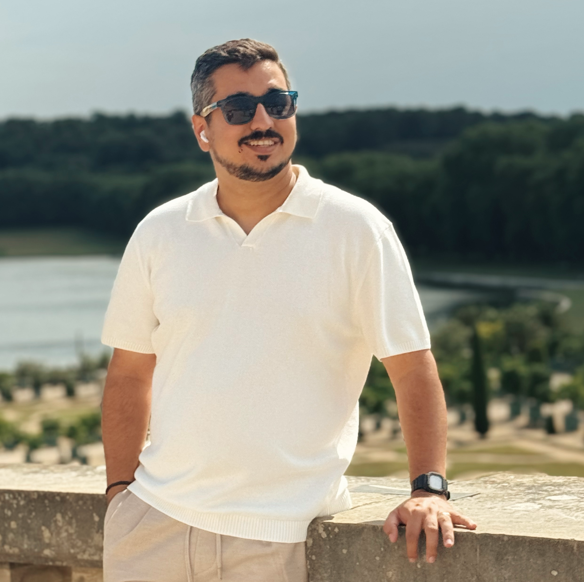 Amirhossein Daraee - Full-stack web developer with nearly a decade of experience in .NET and Angular